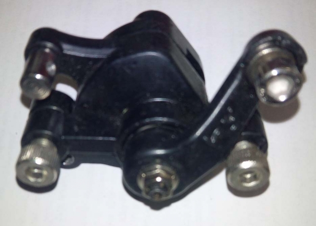 Суппорт переднего дискового тормоза для минибайка, питбайка, детского квадроцикла 49cc